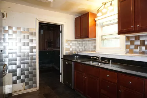 4475 N Sherman, Milwaukee, WI 53209