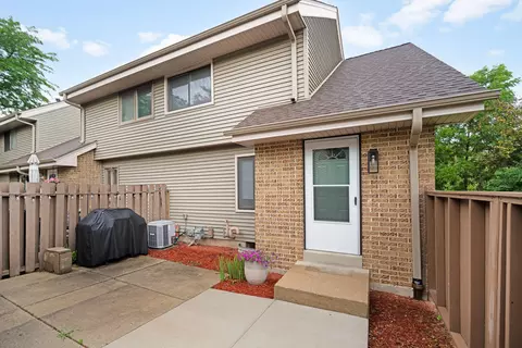 4826 S 19th, Milwaukee, WI 53221