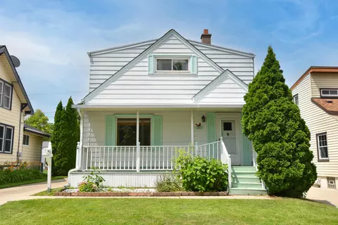 1213 S 88th, West Allis, WI 53214