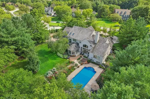 n28w30264 Red Hawk, Delafield, WI 53072