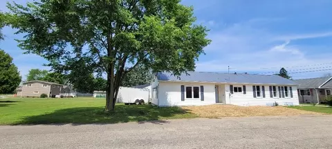 2524 15th, Menominee, MI 49858