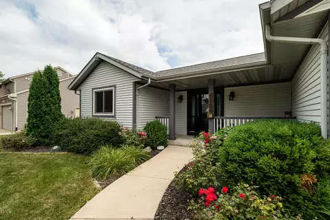 6864 S 34th, Franklin, WI 53132