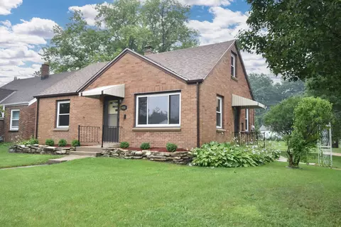 4001 S 55th, Greenfield, WI 53220