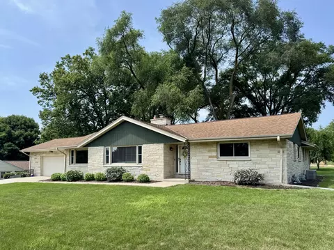 4215 N 162nd, Brookfield, WI 53005