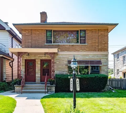 4437 N Cramer #4439, Shorewood, WI 53211