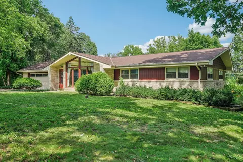 816 Maple, Waukesha, WI 53188