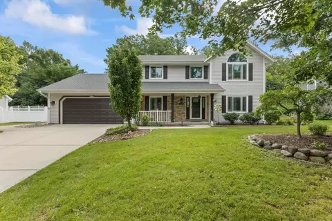 8026 S 85th, Franklin, WI 53132