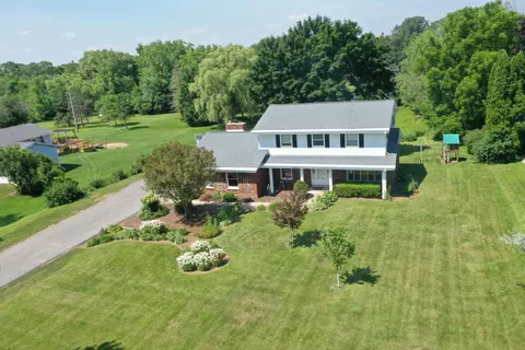 11433 N Oriole, Mequon, WI 53092