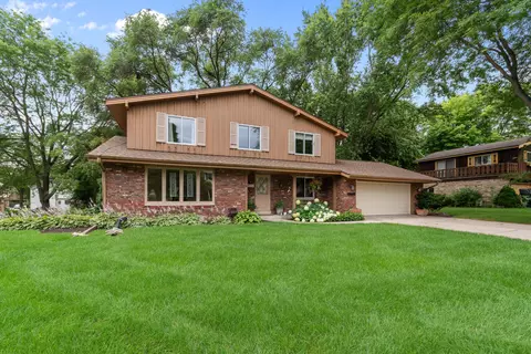 8819 Garden, Greendale, WI 53129