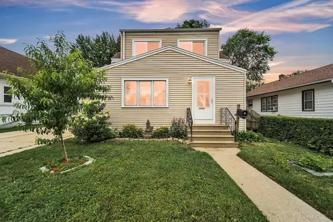 7018 37th, Kenosha, WI 53142