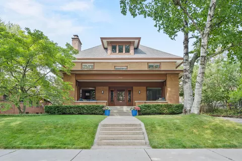 3061 N Marietta, Milwaukee, WI 53211