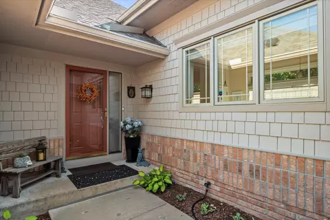 151 W Parkfield, Wind Point, WI 53402