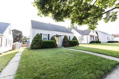 3645 S 18th, Milwaukee, WI 53221