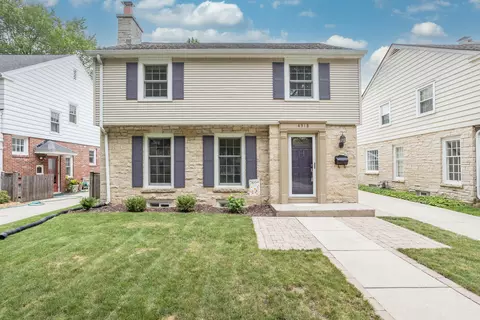 4918 N Elkhart, Whitefish Bay, WI 53217