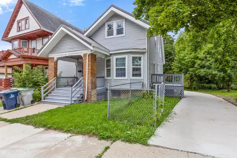 3153 N Dr William Finlayson, Milwaukee, WI 53212