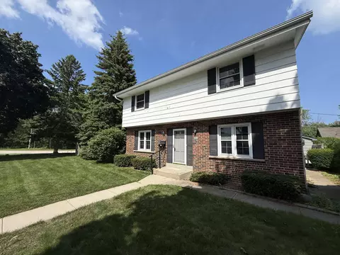 4934 N Mohawk, Glendale, WI 53217