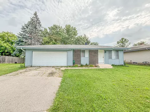 3403 Oakwood, Racine, WI 53406