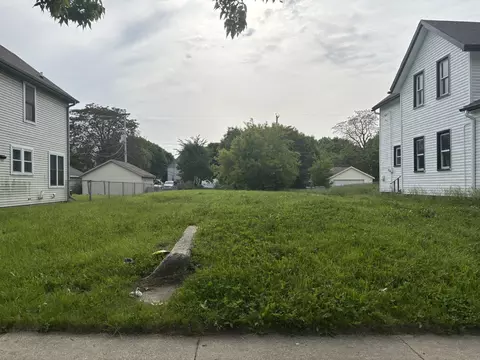 1621 N 14th, Milwaukee, WI 53205