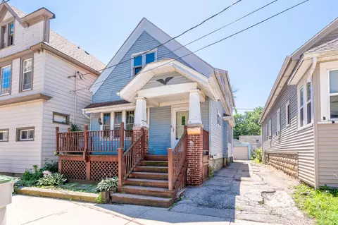 Undisclosed, Milwaukee, WI 53212
