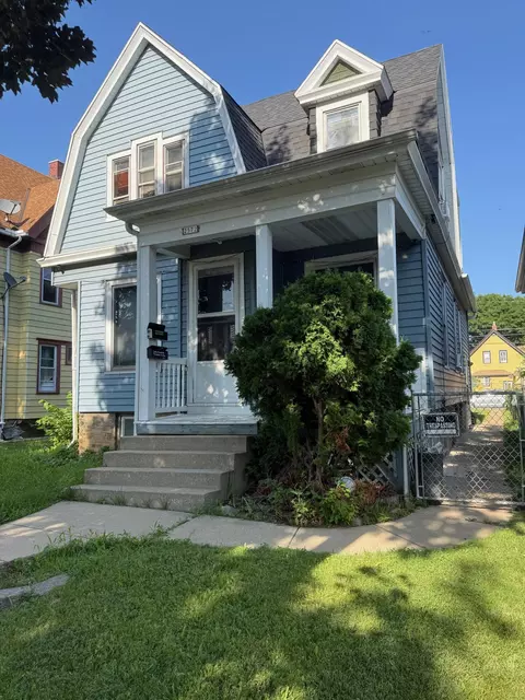 2572 S 30th, Milwaukee, WI 53215