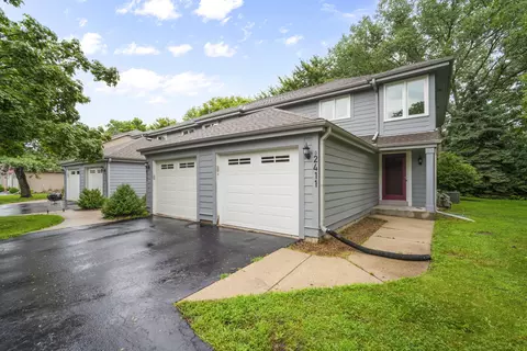 2411 Willowood #D, Waukesha, WI 53188