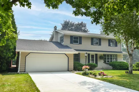 9202 N 60th, Brown Deer, WI 53223