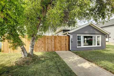 1106 Marshall, South Milwaukee, WI 53172