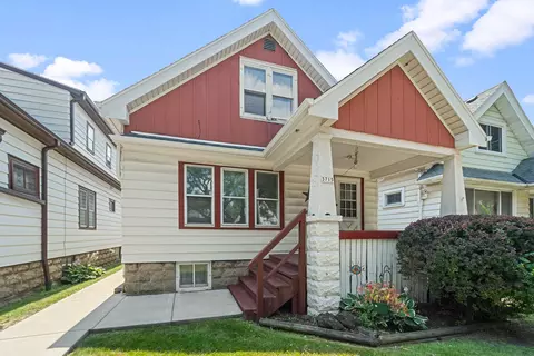 3715 W W Orch, Milwaukee, WI 53215