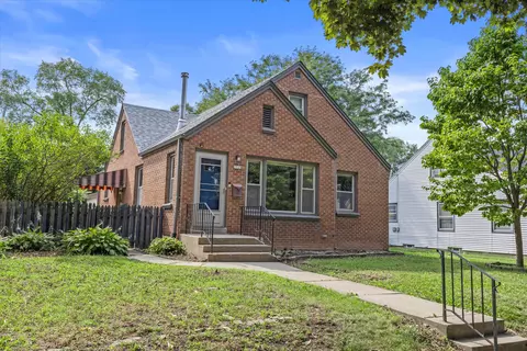 3723 S 3rd, Milwaukee, WI 53207