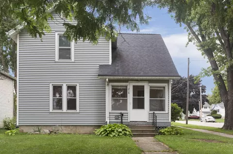 218 York, Beaver Dam, WI 53916