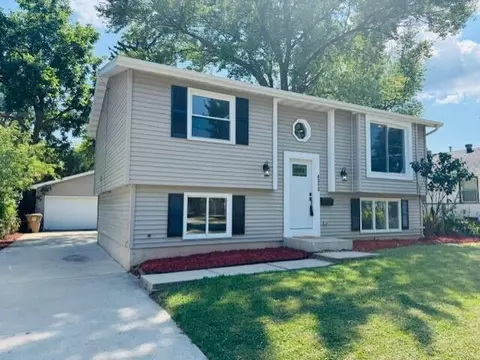 4313 74th, Kenosha, WI 53142