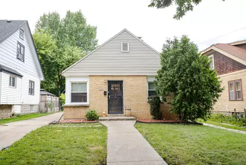 2829 N 58th, Milwaukee, WI 53210