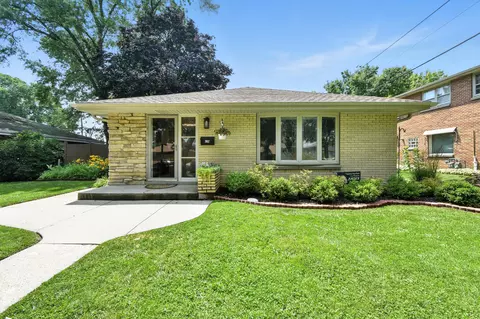 7017 W Verona, Milwaukee, WI 53219