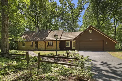 3023 Bruce, Racine, WI 53404