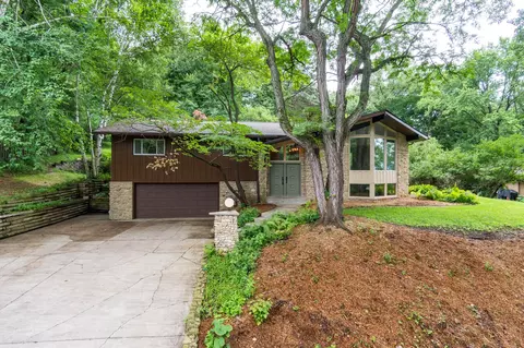 n1960 Wedgewood Drive East, Shelby, WI 54601