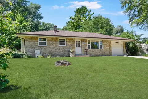 936 Birchwood, West Bend, WI 53095