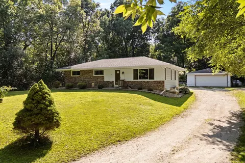 6754 County Line, Erin, WI 53027