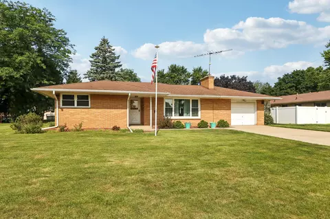 304 S Franklin, Elkhorn, WI 53121