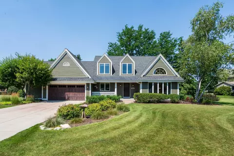 875 Foxglove, Brookfield, WI 53045