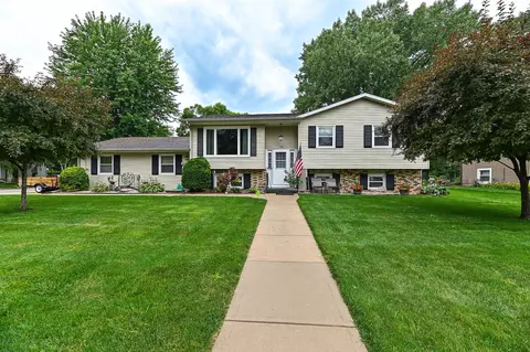 708 N Water, Watertown, WI 53098