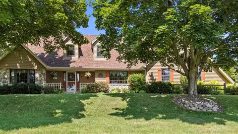s76w23840 Westwood, Big Bend, WI 53103