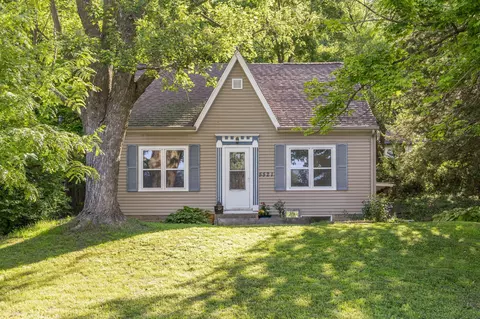 5521 Mormon Coulee, La Crosse, WI 54601