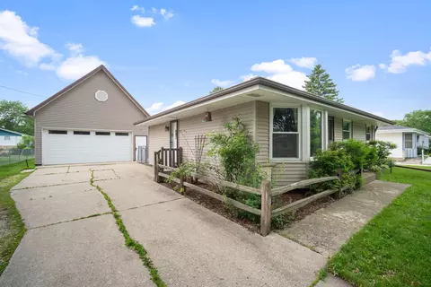 5863 S Madeline, Milwaukee, WI 53221