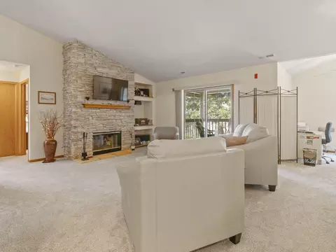 9302 W Loomis #7, Franklin, WI 53132