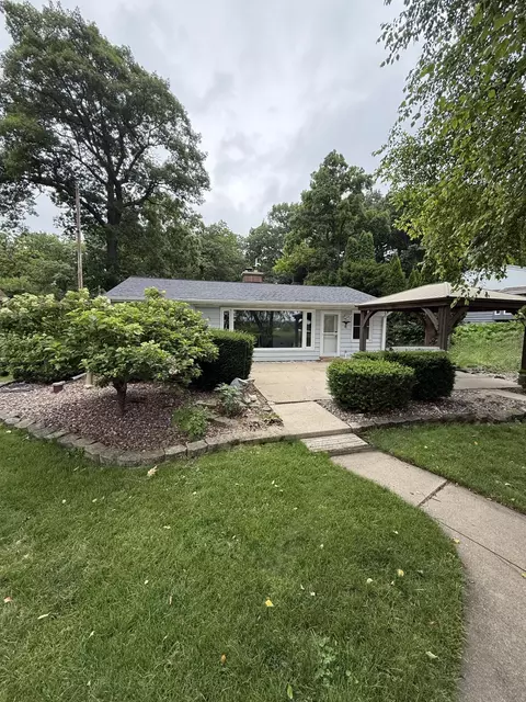 n38w32625 Edgewood, Nashotah, WI 53058