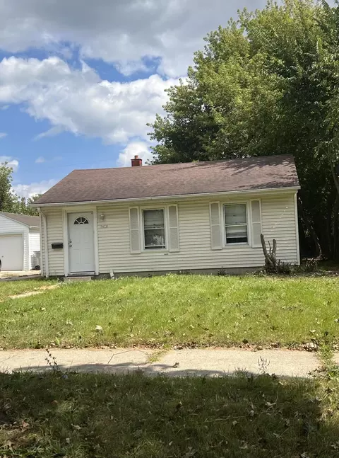 5672 N 58th, Milwaukee, WI 53218