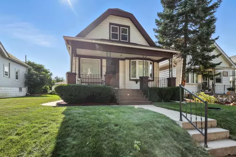 2059 S 75th, West Allis, WI 53219