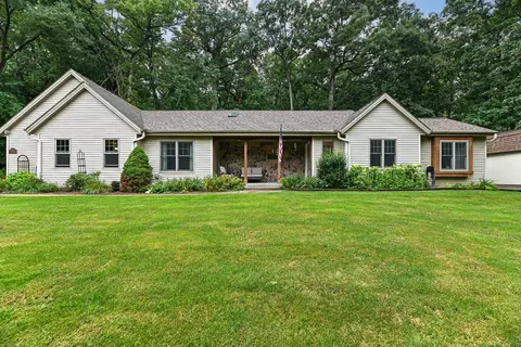 w294n3107 Bittersweet, Delafield, WI 53072
