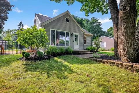 1745 N 118th, Wauwatosa, WI 53226