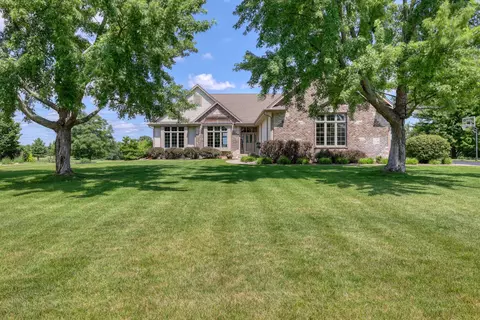 n82w23396 Five Iron, Lisbon, WI 53089